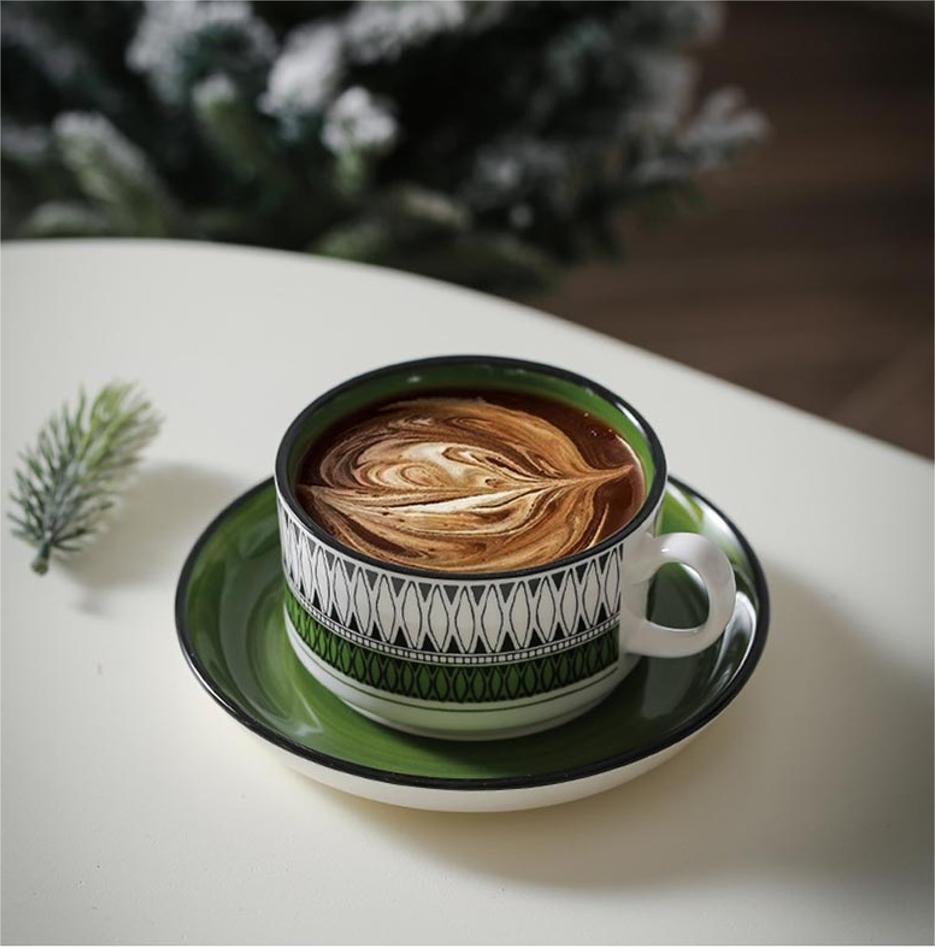 "Le Pull" Retro Style Green Striped Coffee Mug